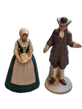 Vintage Enesco Williamsburg Village Figurines Man Woman Colonial Pair